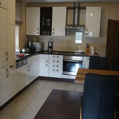 公寓 Familienfreundliche Weingarten In *