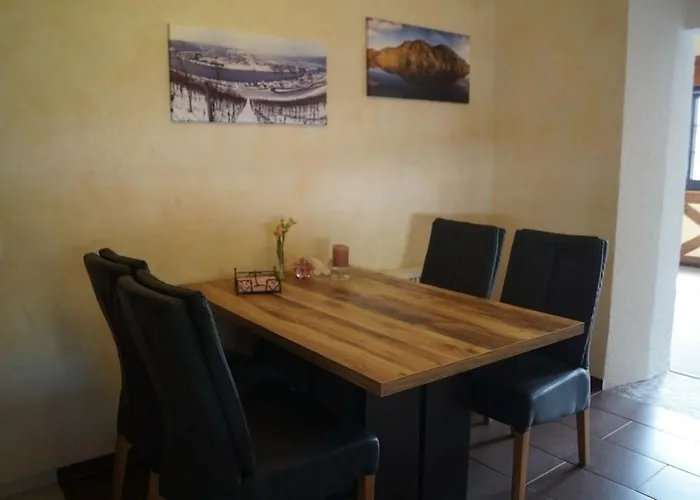 Familienfreundliche Weingarten In דירה *