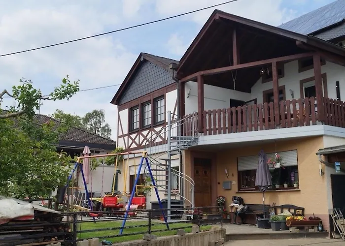 Familienfreundliche Weingarten In פיספורט